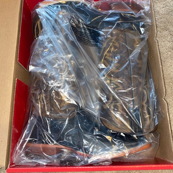 BRAND NEW smooth ostrich cowboy boots - Picture 2 of 5